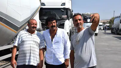 Müslüm Gürses’e benzeyen tır şoförü kim, adını mı değiştirdi, nereli ve kaç yaşında?