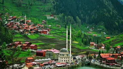 Karadeniz’in İncisi Uzungöl’e Ulaşım Rehberi: Mesafe ve Yol Detayları