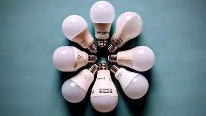 Teknolojik Lüks mü Tasarruf Aracı mı? Akıllı Ampuller Masada!