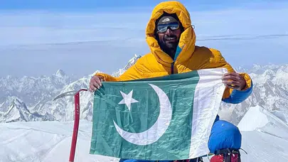 31 Yaşındaki Dağcı Daulat Shah, Buz Duvarında Düşerek Öldü