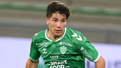 Benjamin Bouchouari kariyeri (kimdir), dini nedir, kaç yaşında hangi pozisyonda oynuyor?