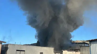 Bodrum’da alevler yükseldi! İşçilerin konteyneri kül oldu