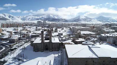 9 Şubat Pazartesi Erzurum’da okullar tatil olacak mı? Valilik açıklaması bekleniyor