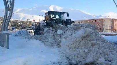 9 Şubat Pazartesi Hakkari’de okul var mı yok mu? Buzlanma uyarısı sonrası sonuç