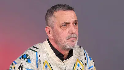 Abdülkerim Durmaz’ın Eşi Kapalı mı, Başörtüsü Takıyor mu, Ne Zaman Tesettüre Girdi? Programdaki Açıklaması