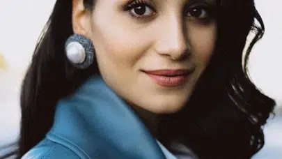 Sitare Akbaş' ta estetik var mı?