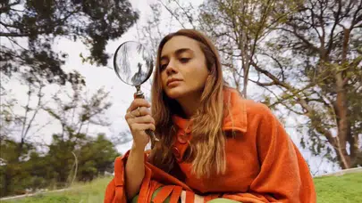 Hiçbir Şey Normal Değil hangi şehirde ve otelde çekildi, oyuncuları kim, konusu ne anlatıyor?