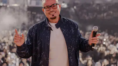 Türkiye'ye ilk kez geliyor! Amr Diab’ın 3 saatte biletleri tükendi