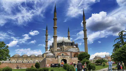 Selimiye Camii'yi kim yaptı, 2026 yılında teravih namazı kılınacak mı, restorasyon bitti mi?