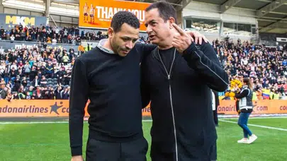 Ilıcalı Konuştu, İngiltere Karıştı! 'Felsefeyi Değil Hocayı Değiştirdim'