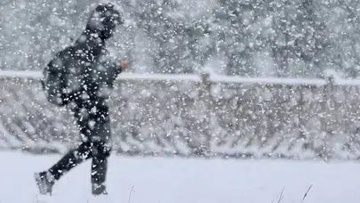 Yoğun Kar Yağışı Nedeniyle Taşımalı Eğitime Ara