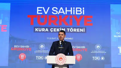 Bakan Kurum, Kocaeli’nde sosyal konut kura çekim töreninde konuştu