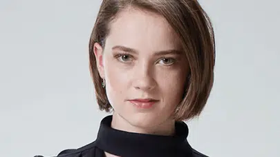 Ece Çeşmioğlu Hülya Karakteri İle Yer Altı Dizisinde!