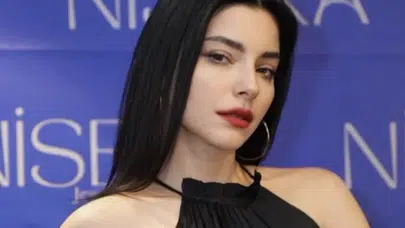 Merve Boluğur’dan cami paylaşımı: Yazdığı not dikkat çekti