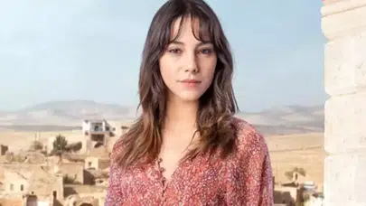 Hem Kariyeri Hem Aşkıyla Dillerde: Uzak Şehir'in Zerrin'i hakkında bilinenler!