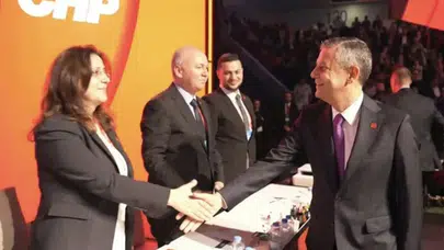 CHP’de Alevi Krizi Derinleşiyor! Tartışmalı Sözler Genel Merkez Önüne Taşındı