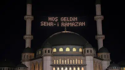 İstanbul Ramazan'a hazır 144 camide hatimle teravih namazı kılınacak