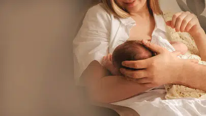 Ramazan’da Emziren Anneleri Bekleyen Gizli Risk: Anne Sütünü Korumak Sandığınızdan Daha Kritik!