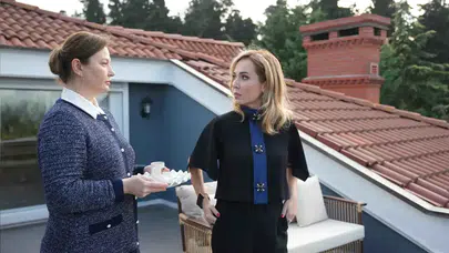 Sevdiğim Sensin’in İnci’si Esra Ronabar’ın Bilinmeyen Hayatı! Eşi Bakın Hangi Ünlü Oyuncu