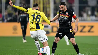 Fenerbahçe’nin galibiyet maçında hakem kararları Trio ekibinden geçti