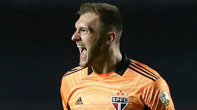 Beşiktaş kaleci transferinde Lucas Perri kimdir, menajeri neden İstanbul’a geldi ve Leeds United’daki performansı ne söylüyor?