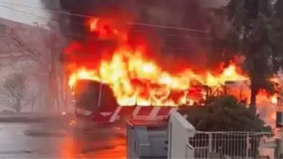 İzmir’de ESHOT otobüsünde yangın mı çıktı, neden çıktı, ne zaman ve nerede yaşandı? Karabağlar’daki ESHOT otobüsü yandı