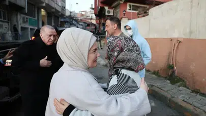 Cumhurbaşkanı Erdoğan’dan Beyoğlu’nda Sürpriz İftar! Kayacık Ailesinin Kapısını Çaldı