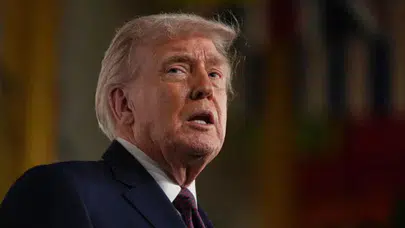 Fransa’nın eski NATO misyon şefi’nden Trump analizi: Karşı durulunca geri adım atıyor!