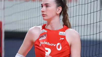 Dilay Özdemir kim, kaç yaşında, boyu kaç cm ve hangi takımda oynuyor? Genç pasörün kariyeri