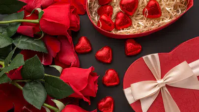 14 Şubat Sevgililer Günü 2026 mesajları neler? Anlamlı, romantik, duygusal ve komik sözler