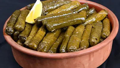 Rüyada sarma görmek ne demek, sarma sarmak, sarma yemek, lahana sarması görmek ne demek?