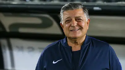 Yılmaz Vural kiminle evli? Yılmaz Vural’ın eşi kim ve özel hayatında neler biliniyor?