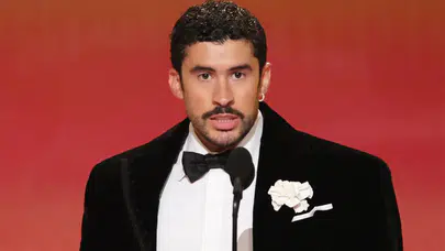 Bad Bunny'nin müzik hayatına nasıl başladı, nasıl ünlü oldu ve kız arkadaşı kim?