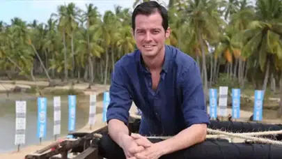 Ekranların güler yüzü şimdi sessiz ve sade bir hayatın içinde