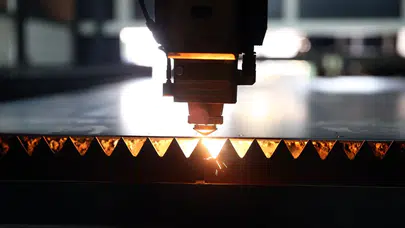 Miktar Düştü, Gelir Arttı! Makine İhracatı 2,2 Milyar Doları Gördü