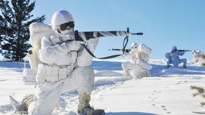 Kars’ta zorlu şartlarda eğitim: MSB’den videolu açıklama