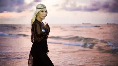 Seda Sayan makyajsız haliyle sosyal medyada gündem oldu! 'Hala su gibi'