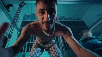 Era7Capone (Eray Durmuş) hayatı, kaç yaşında, aslen nereli, müziğe nasıl başladı ve hangi şarkılarıyla tanınıyor?