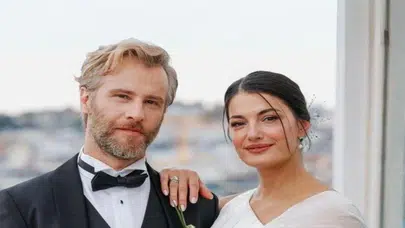 Özgür Çevik Kiminle Evlendi, Hatice Kartoğlu kim, Kaç Yaşında ve Ne İş Yapıyor?