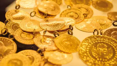 Altın Fiyatlarında Yeni Rekor Sinyali! Gram Altın 7.200 TL’yi Aştı