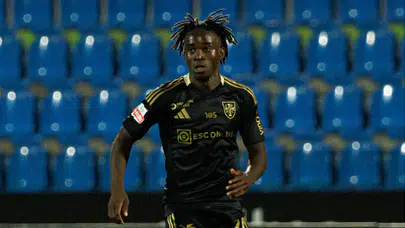 Renato Nhaga uçak kodu ve hangi havalimanına iniş yapacak? TC-SPL uçak takip