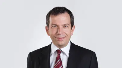 Eski Bilgi Üniversitesi Rektörü Remzi Sanver Kimdir, Neden Gözaltına Alındı? Can Holding Soruşturması