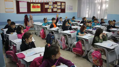 2026 Ara Tatil Tarihleri Açıklandı Mı? Ramazan Bayramıyla Birleşecek mi?