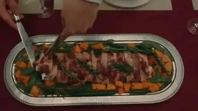 'Aynı Yağmur Altında' Reyting Çakıldı! Domuz Eti Sahnesi Pahalıya Mal Oldu!