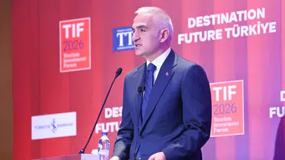 Bakan Ersoy TIF 2026 Turizm Yatırım Forumu’nda Açıkladı: Türk Turizmi Artık Şampiyonlar Ligi’nde