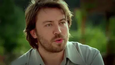 Tolga Güleç hayatı (kimdir), kaç yaşında? Hangi dizilerde oynadı, nişanlısı kim?