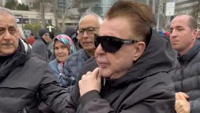 Herkes doktor kesildi... Fatih Ürek’in cenazesinde dikkat çeken Aydın Uğurlular’dan ilaç açıklaması!