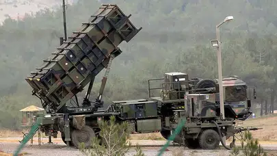 Katar Hava Sahasında Füze Alarmı! Tehdit Engellendi