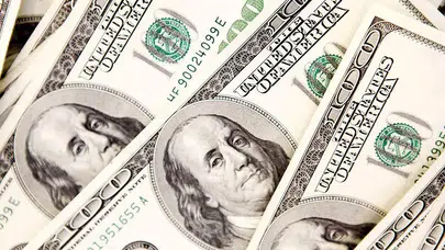 Rüyada Dolar Görmek, Bulmak, Saymak, Saklamak, Kaybetmek, Çalmak, Almak ve Bozdurmak Ne Anlama Gelir?