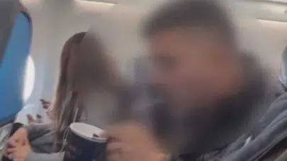 Uçakta sigara içti Ajet acımadı! İşte verilen ceza